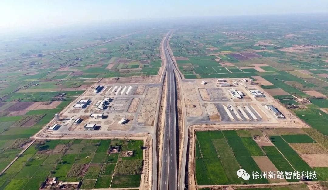 新路科技滑模機(jī)攻堅克難創(chuàng)佳績，中鐵二十局海外工程再獲好評！